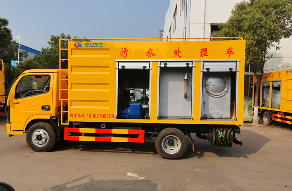 281明故宫污水分离车